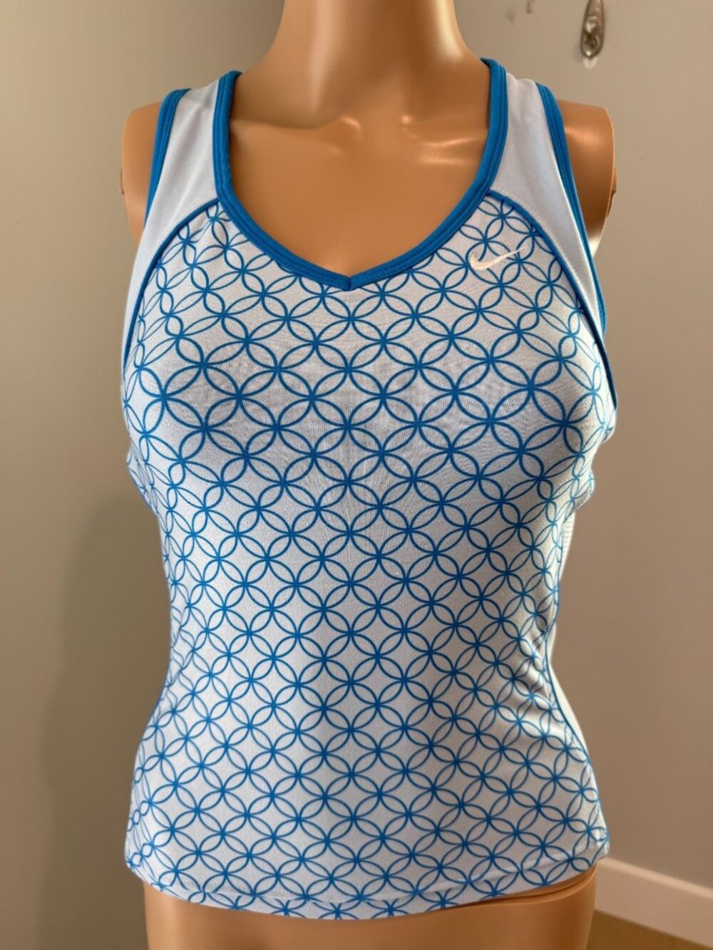 Nike FitDry Women's Racerback Athletic Tank Top | Small Blue